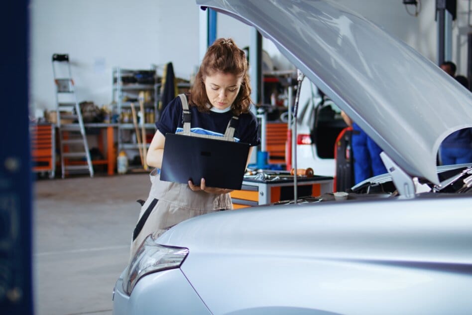 Automotive-translations | translations, localizations & interpreting | skrivanek Automotive translations